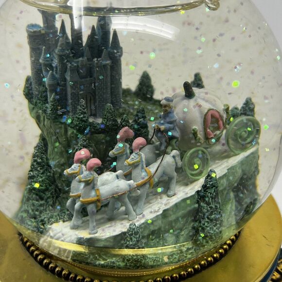 Disney Cinderella Gold 50TH Anniversary Music Snow Globe Heart Shaped Key FLAWS - Picture 2 of 11